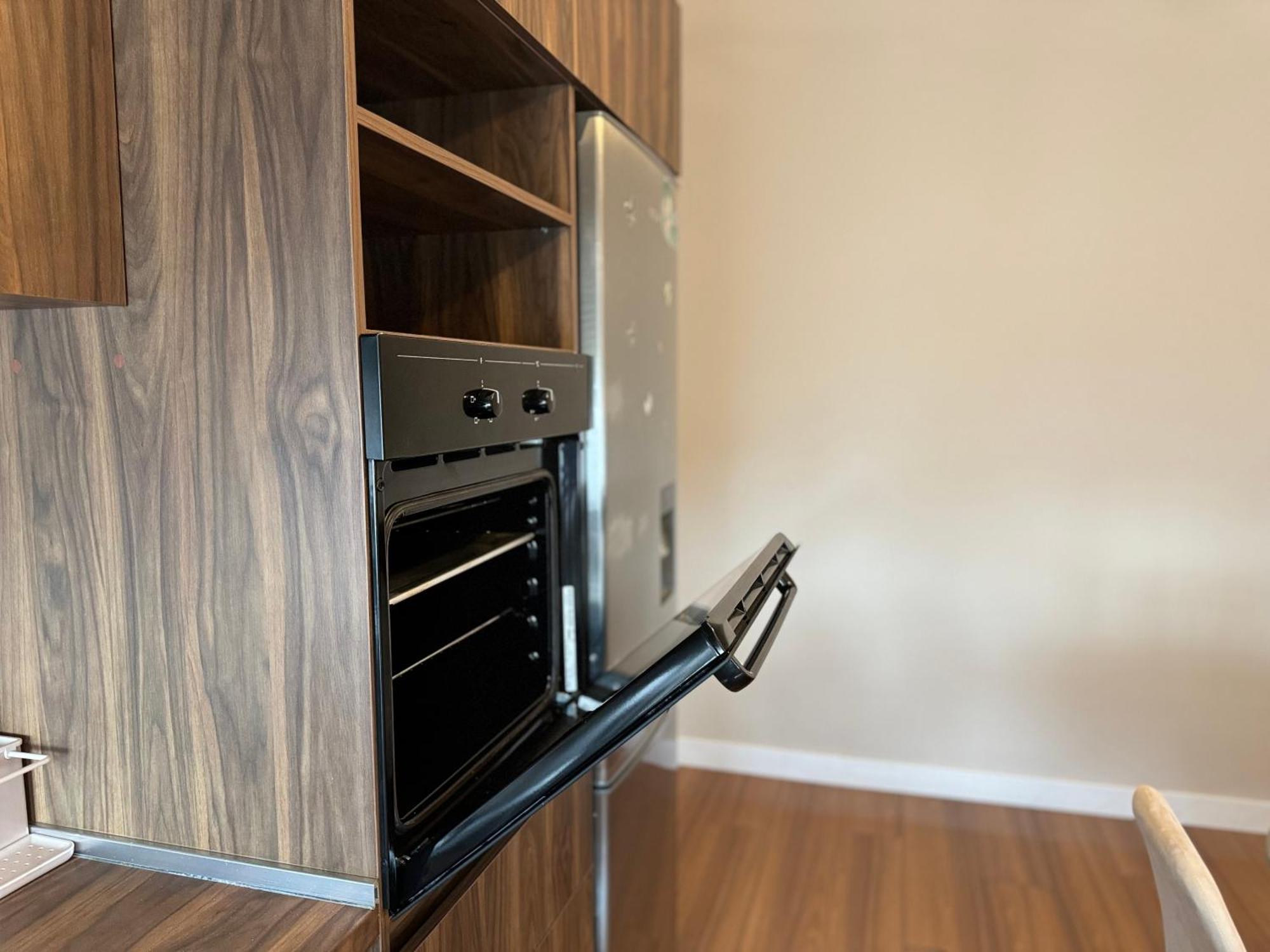 Golden Dublex Tirana Apartment Bagian luar foto