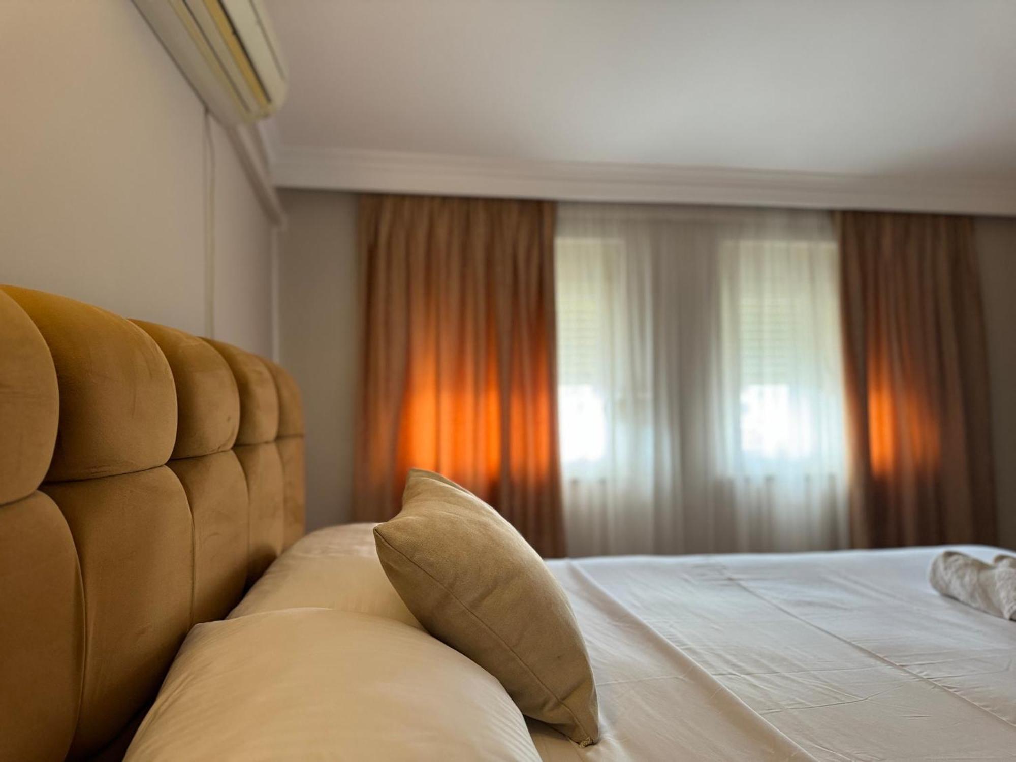Golden Dublex Tirana Apartment Bagian luar foto